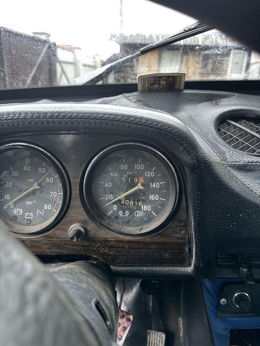 Автомобіль Ваз 21061