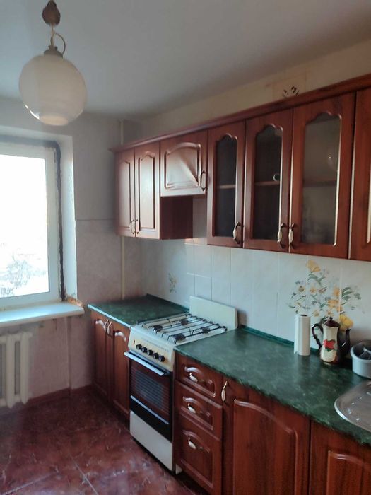 Здам 3 кiмнатну квартиру по вул.Богуна 45