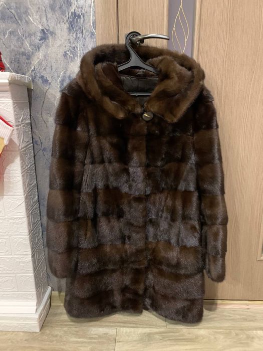 Натуральна норкова шуба