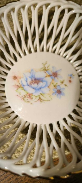 Ażurowa miseczka porcelanowa Alba Iulia Rumunia