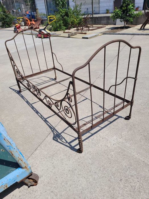 Cama em ferro forjado