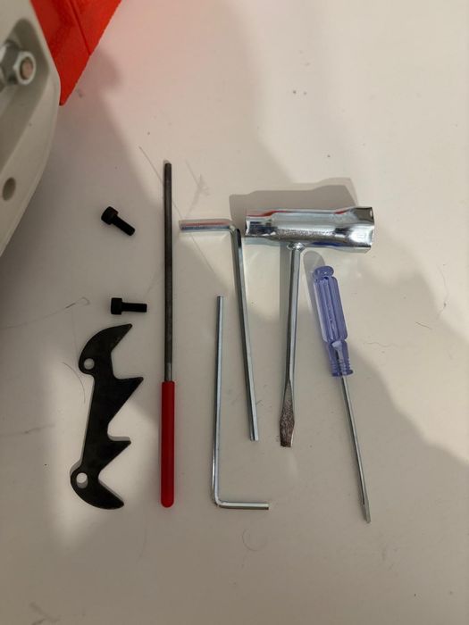 Vende-se motoserra STIHL MS661.