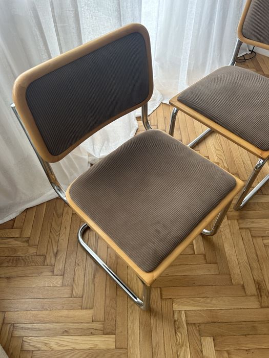 Wloskie krzesła typu cesca