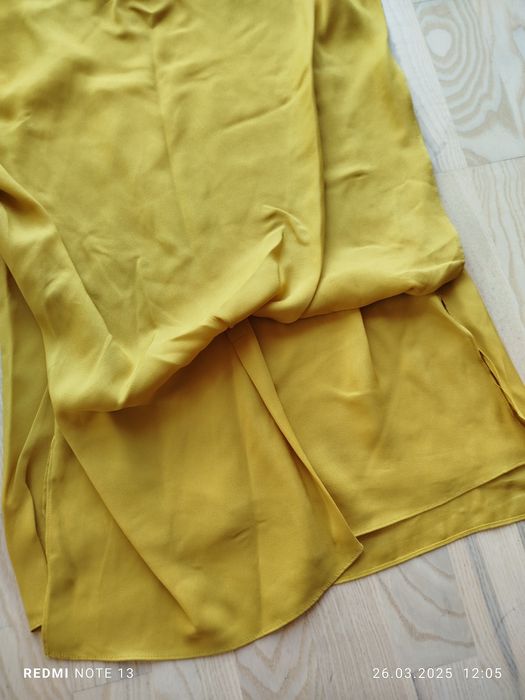 Żółta elegancka wizytowa asymetryczna bluzka Ochnik M