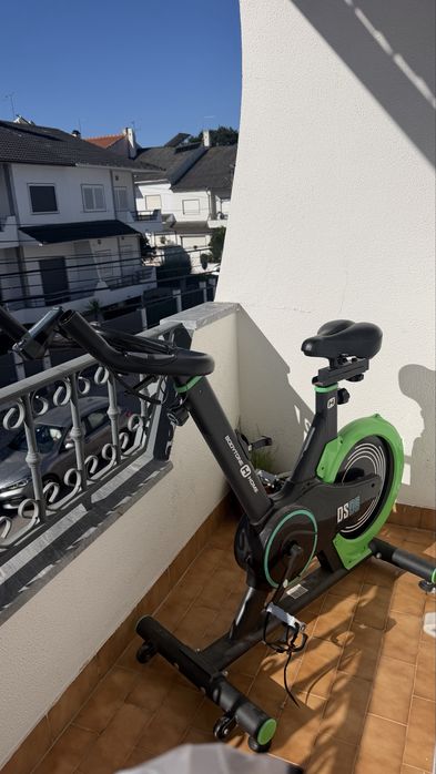 Bicicleta de spinning Bodytone DS06 à venda