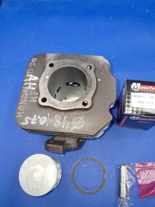 (Розпродаж)!Поршневая ЦПГ Honda Lead 90куб T (Оригинал)