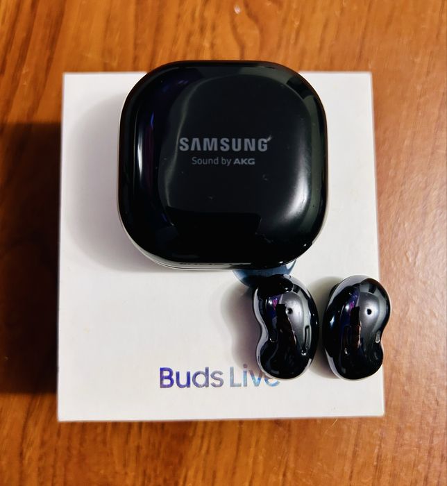 Навушники Samsung Galaxy Buds Live