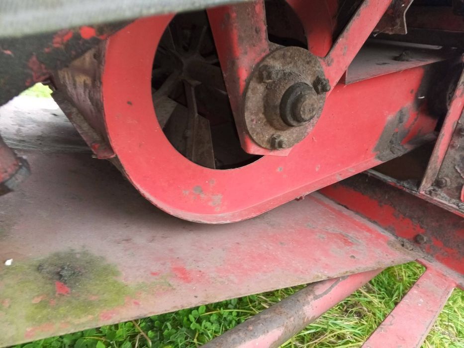 Запчастини на Комбайни Massey Ferguson 206-240
