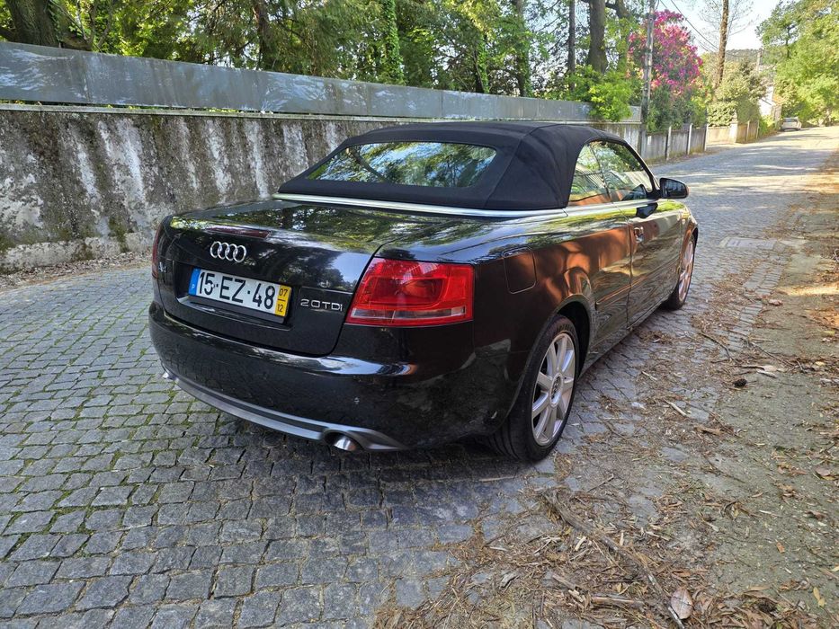 Audi A4 2.0 TDI S Line