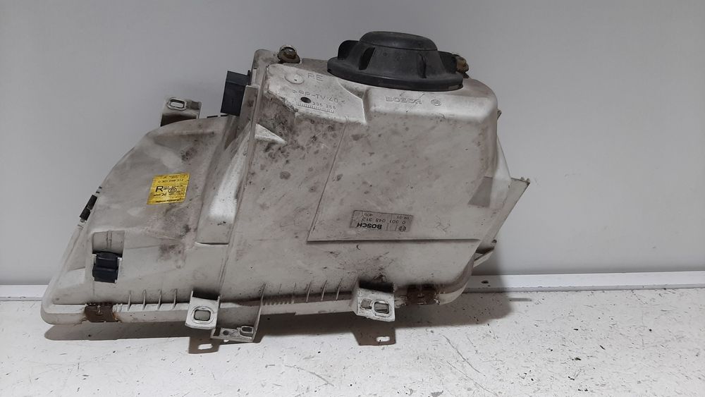 Ótica / farol direita FORD Galaxy (WGR)