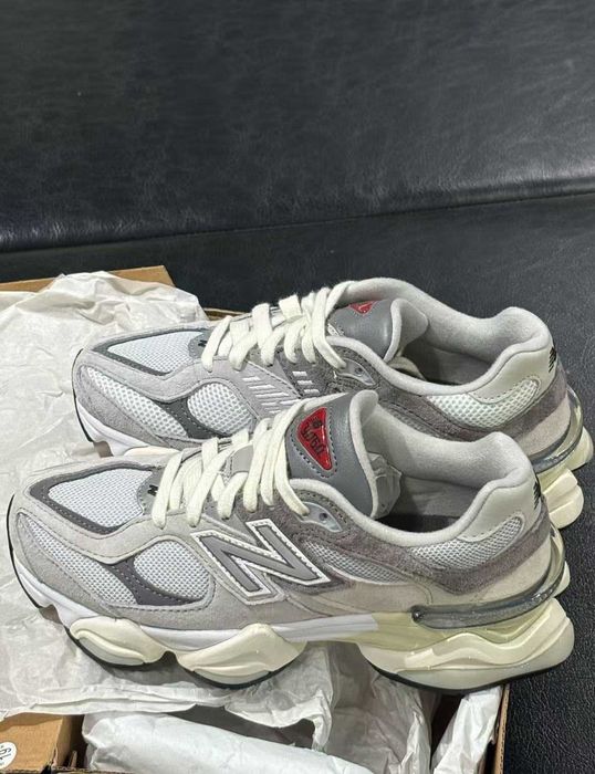 New Balance 9060 Rain Cloud Grey R.42
