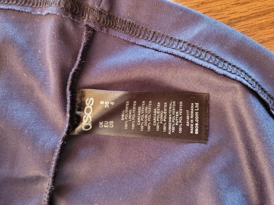 Wizytowa granatowa sukienka