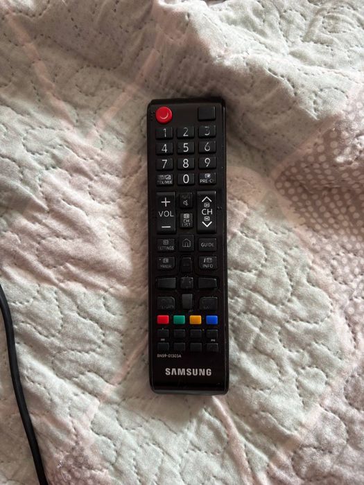 разбитый Телевизор Samsung UE55NU7172U