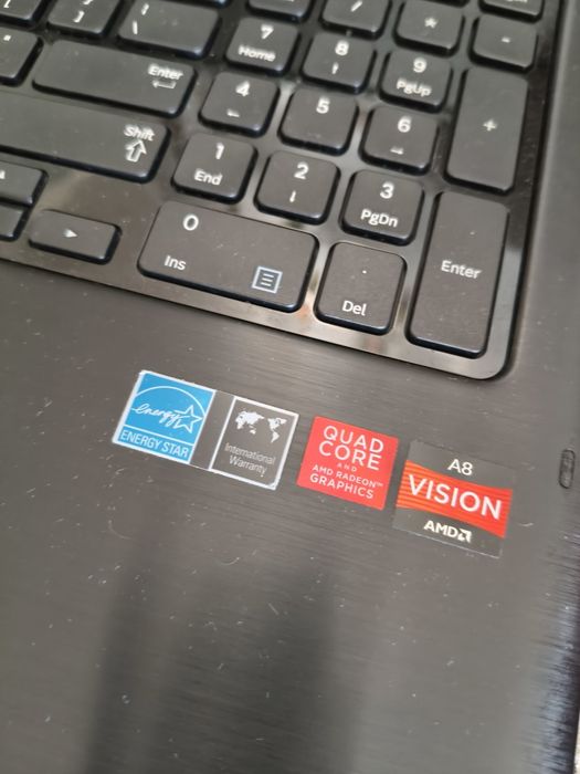 Laptop 17 cali Samsung SSD sprawny