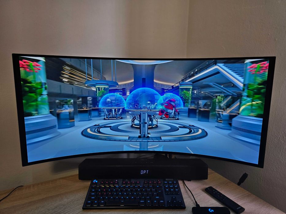 Monitor LG UltraGear 39GS95QE-B.AEU 39" OLED 3440x1440px 240Hz 0.03 ms [GTG] Curved