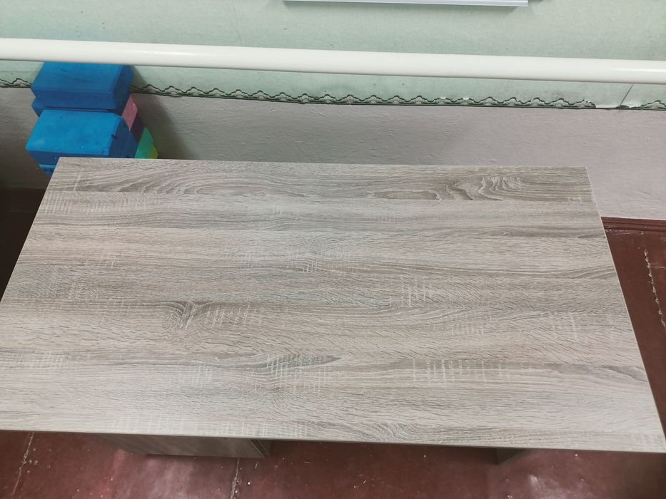 Продам письменный стол