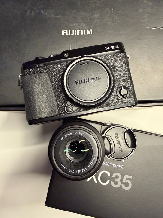 Fuji X-E3 czarny + Fujinon XC 35 F2 - pudełka, baterie, gwarancja
