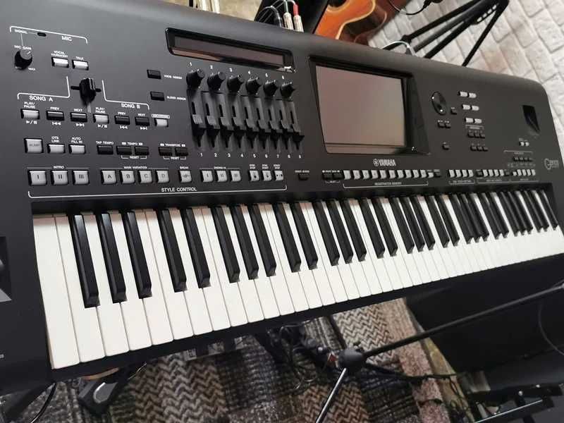 Yamaha Genos – Stan KOLEKCJONERSKI! Bogato doposażony, gotowy do gry!