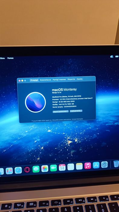 MacBook Pro 2015 Intel core i7 16gb ram