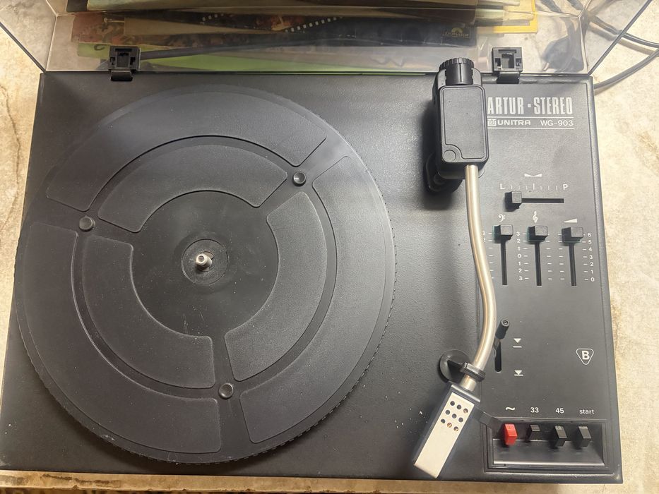 Adapter do płyt winylowych artur