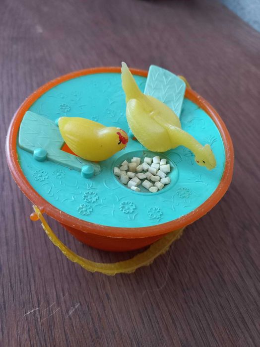 Игрушка курочки клюющие в корзинке, винтаж СССР