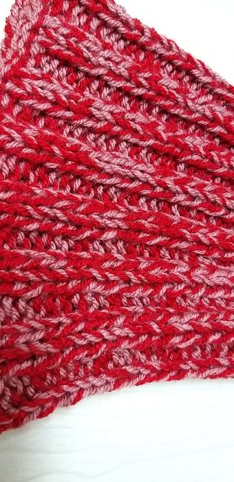 Gorro em lã de qualidade.