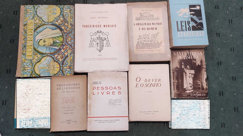 Lote 21 Livros Religiosos antigos