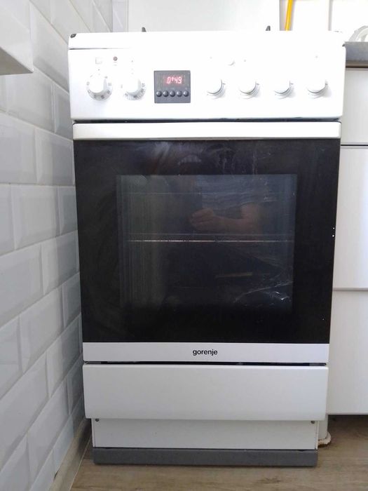 Газовая плита б/у Gorenje 5000 грн.