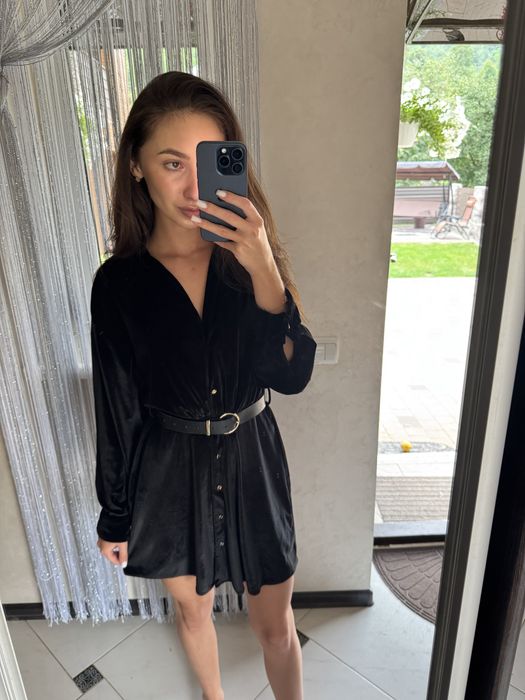 Оксамитова сукня ZARA