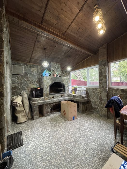 Продаж 4-кім будинку центр р-н Шкільної/спільний заїзд!