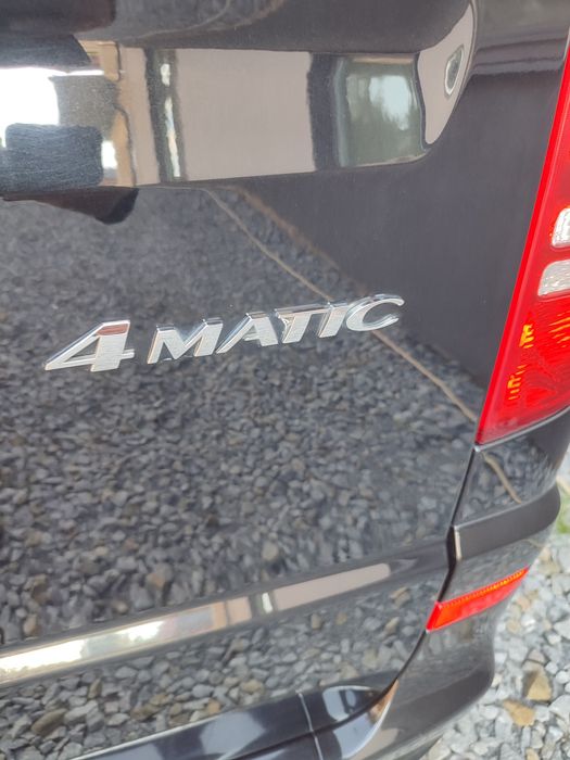 Мерседес Віано 4matic продам