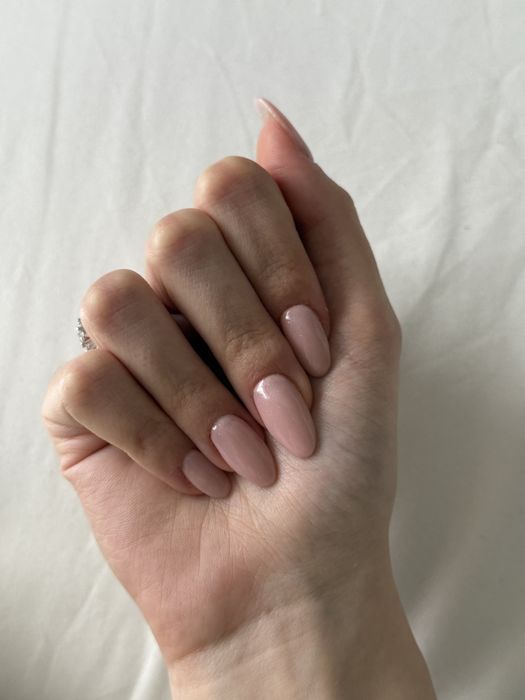 Paznokcie żelowe, manicure hybrydowy