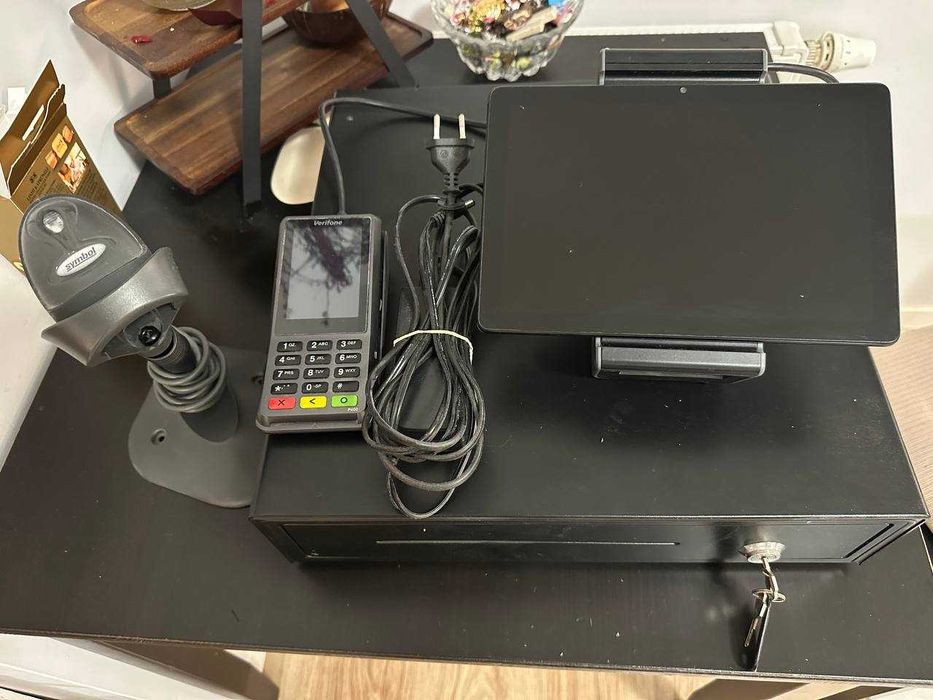 Zestaw kasowy POS: iPOS smart+, terminal Verifone P400, tablet, skaner Symbol, szuflada na gotówkę