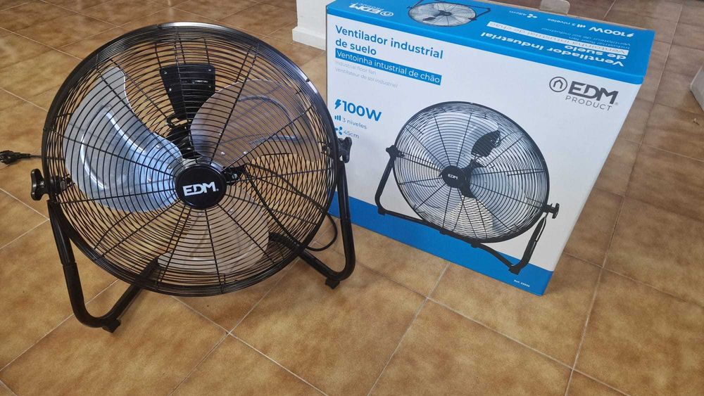 Ventilador Industrial do Chão