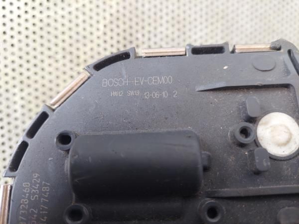 Motor limpa vidros frente PEUGEOT 3008 I (0U_)