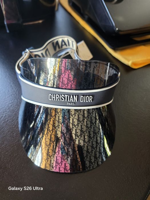 Sprzedam daszek Christian Dior