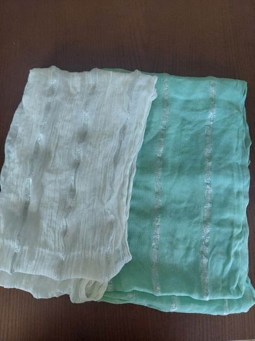 dwa kominy biały i miętowy