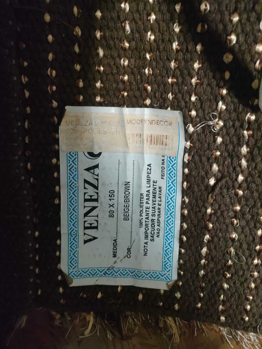 Tapetes em muito bom estado