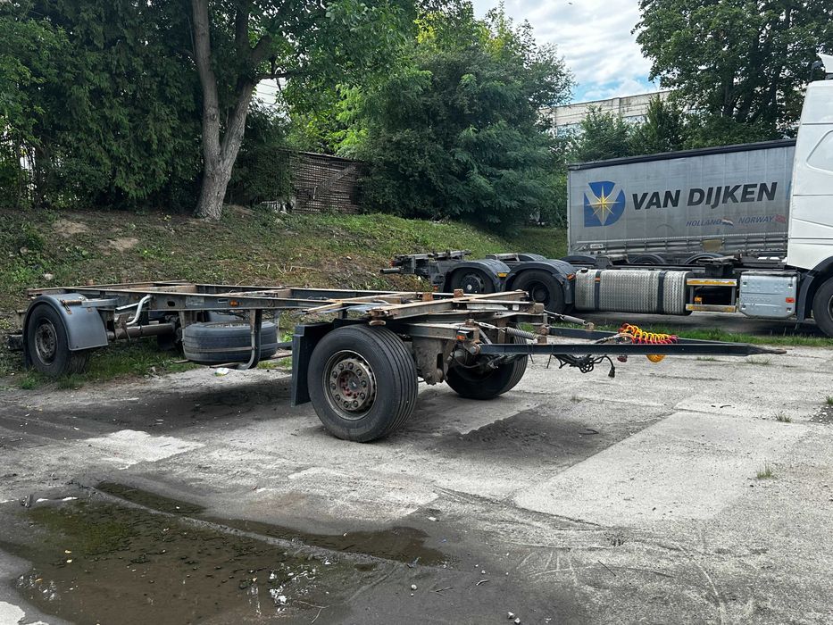 причіп контейнеровоз на кругу SCHMITZ CARGOBULL