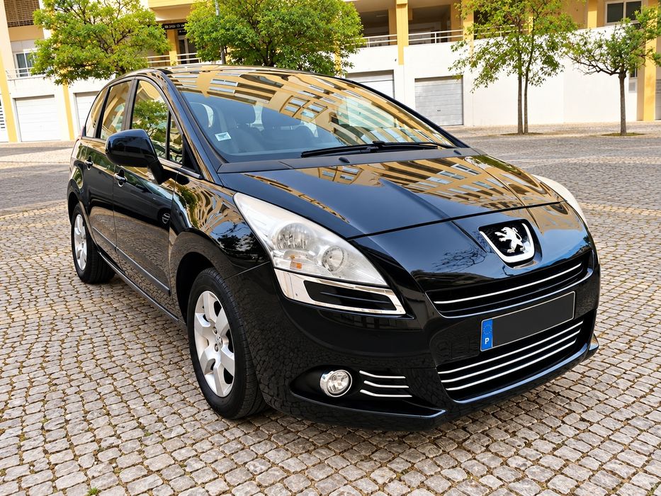 Peugeot 5008  1.6Hdi  115cv de 2012 (Diesel/7Lugares)