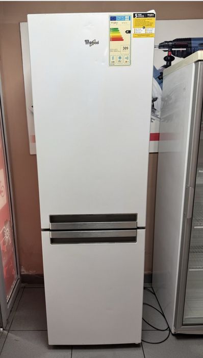 Холодильник Whirlpool BLF8121W