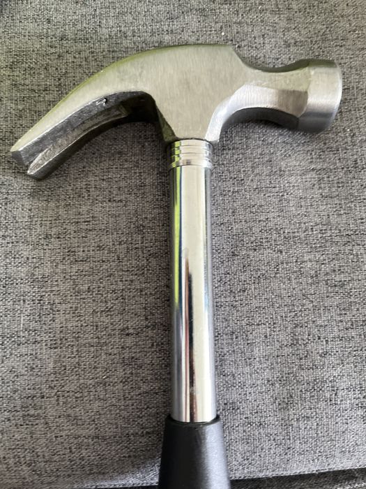 Martelo e fita métrica Novos