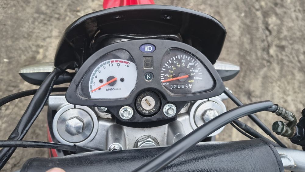 Продам мотоцикл Parta 200