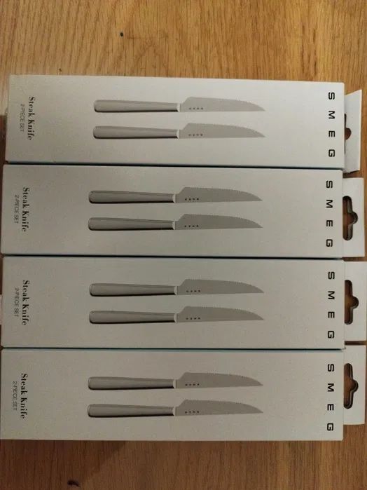 Smeg Knife Sets474782328580352000