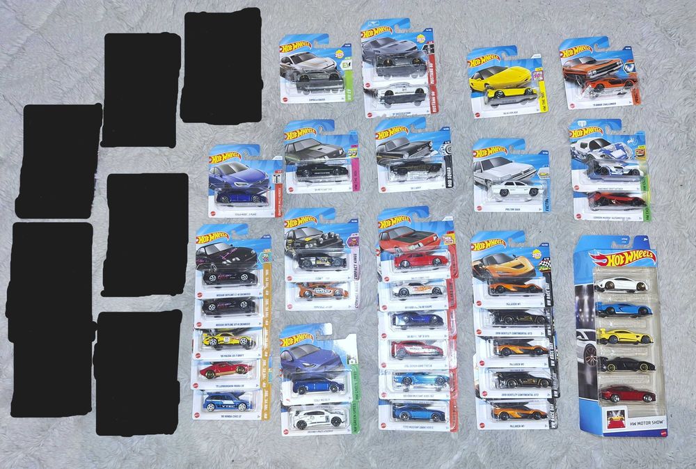 31 sztuki Hot Wheels + 5 PACK