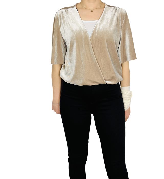 Szampańskie aksamitne body S 36