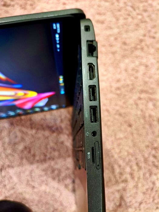 Ноутбук Dell Latitude 5500  i5-8365U/DDR4 12/256/15.6" Full HD сенсорн