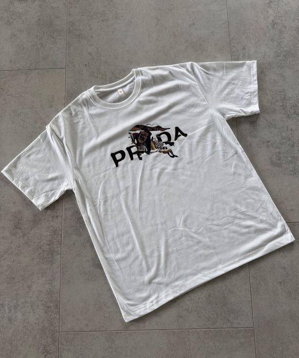 Футболка PRADA