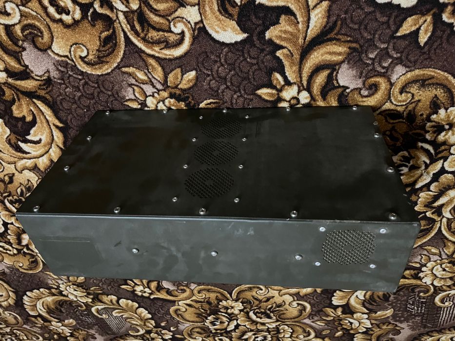 Продам зарядну станцію Burevii