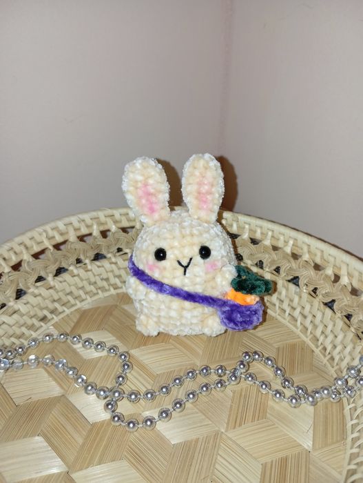 Królik na szydełku amigurumi handmade